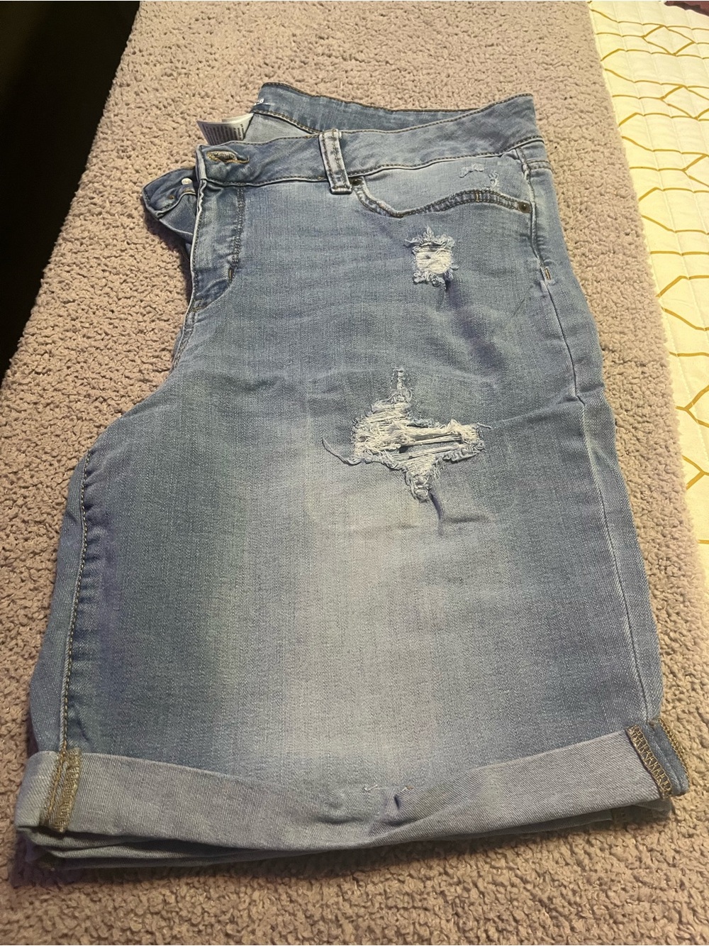Denim Short Bundle - Picture 9 of 10